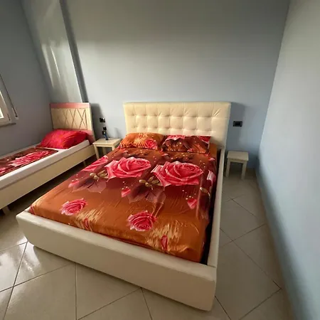Apartment House Golem Golem (Tirana)